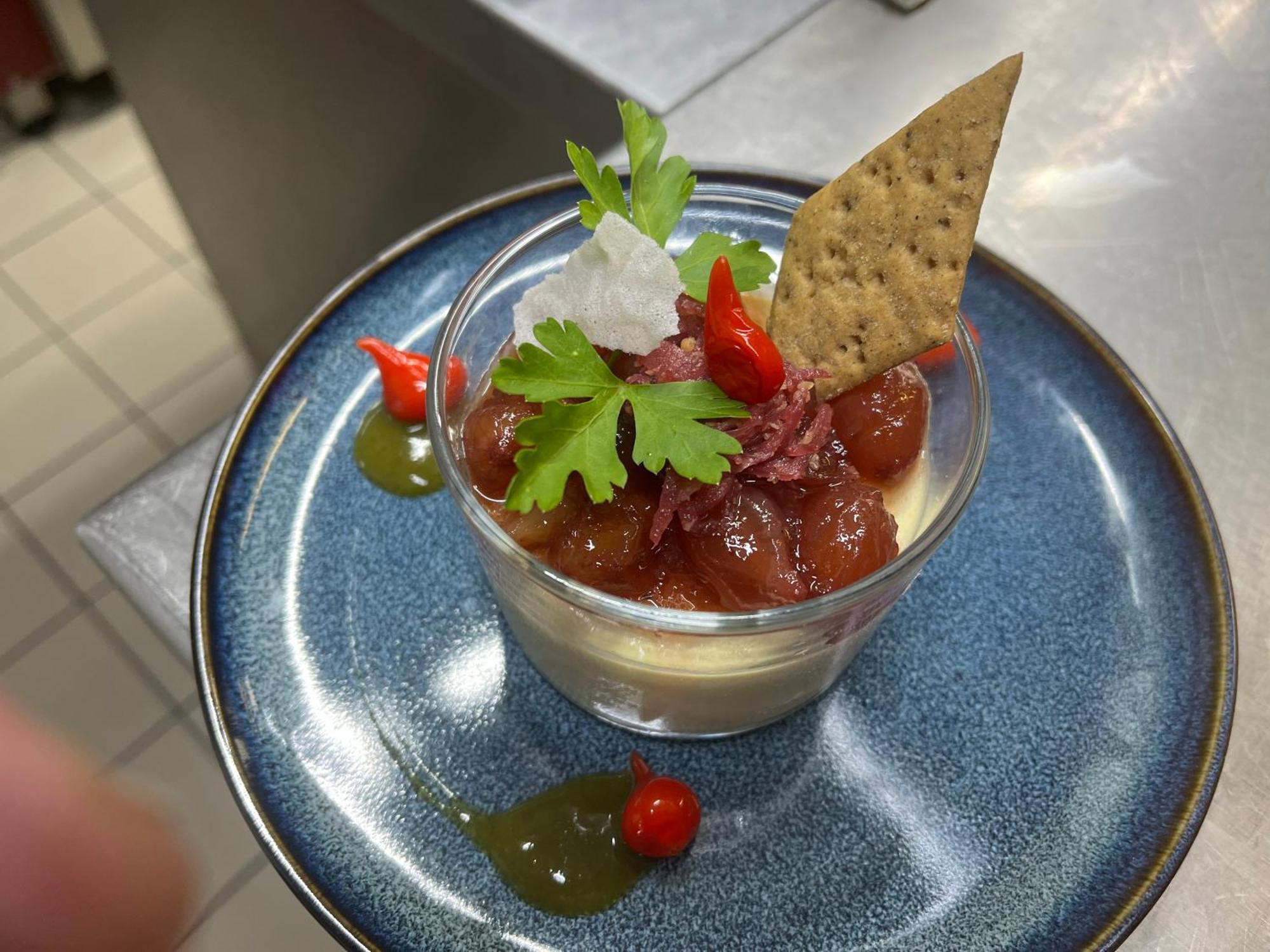Logis Hotel Le Tisseur Des Saveurs Panissieres Exterior foto